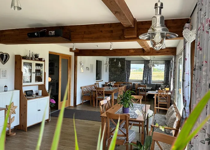 Klopein * סנט קנזיאן